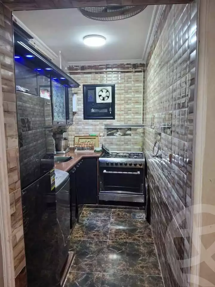 https://aqarmap.com.eg/ar/listing/5780295-for-sale-alexandria-l-jmy-lbytsh-qased-kareem-st