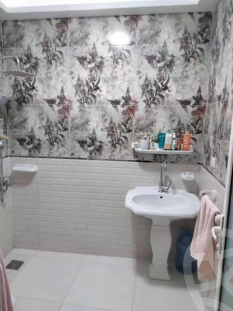 https://aqarmap.com.eg/ar/listing/5781544-for-sale-alexandria-l-jmy-lbytsh-khalil-ballw-st