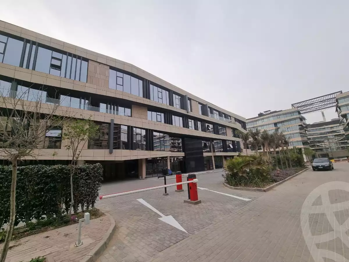 https://aqarmap.com.eg/en/listing/5782333-for-sale-cairo-el-sheikh-zayed-city-compounds-dh-bwrtl-mwl-swdyk