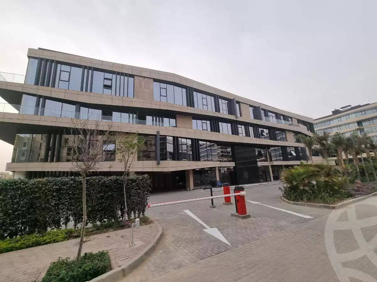 https://aqarmap.com.eg/en/listing/5782333-for-sale-cairo-el-sheikh-zayed-city-compounds-dh-bwrtl-mwl-swdyk