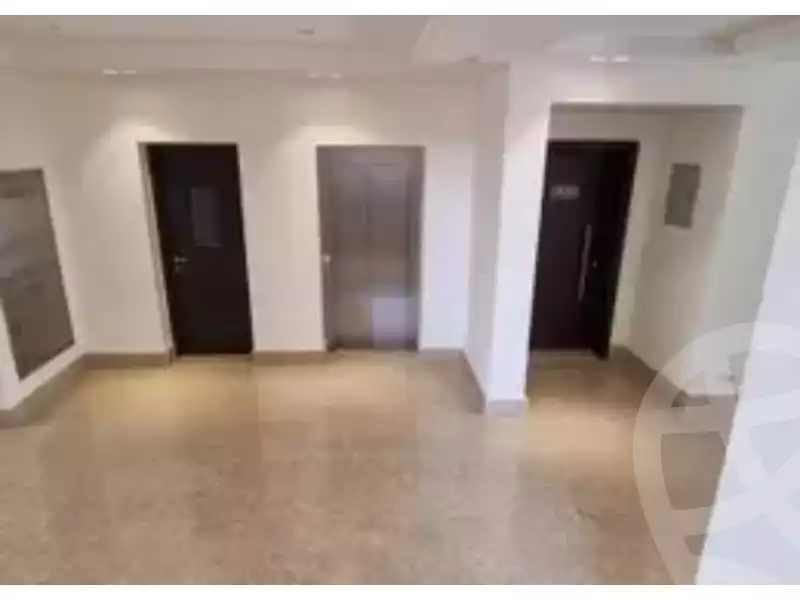 https://aqarmap.com.eg/en/listing/5782723-for-sale-cairo-el-sheikh-zayed-city-compounds-syks-wyst-swdyk