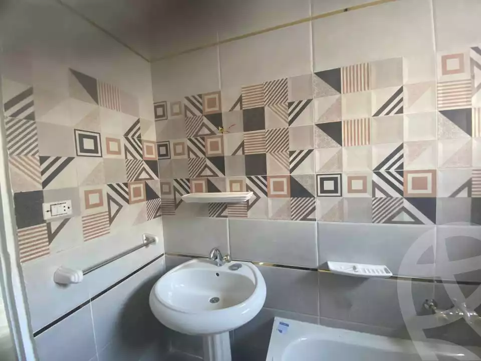 https://aqarmap.com.eg/ar/listing/5783277-for-sale-alexandria-l-jmy-lbytsh-shahr-al-assal-st