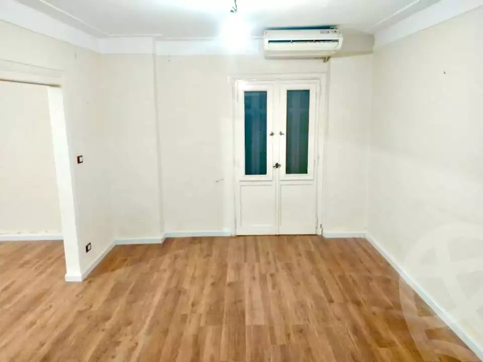 https://aqarmap.com.eg/ar/listing/5783819-for-sale-alexandria-camp-cesar-abd-el-moneim-sanad-st