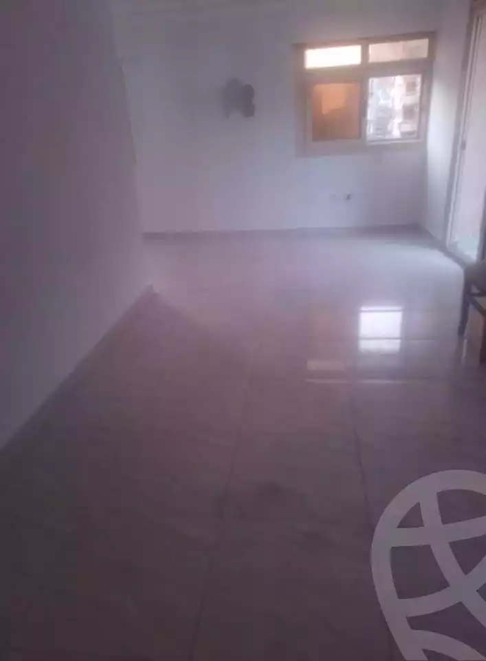 https://aqarmap.com.eg/en/listing/5784146-for-rent-alexandria-zezenia