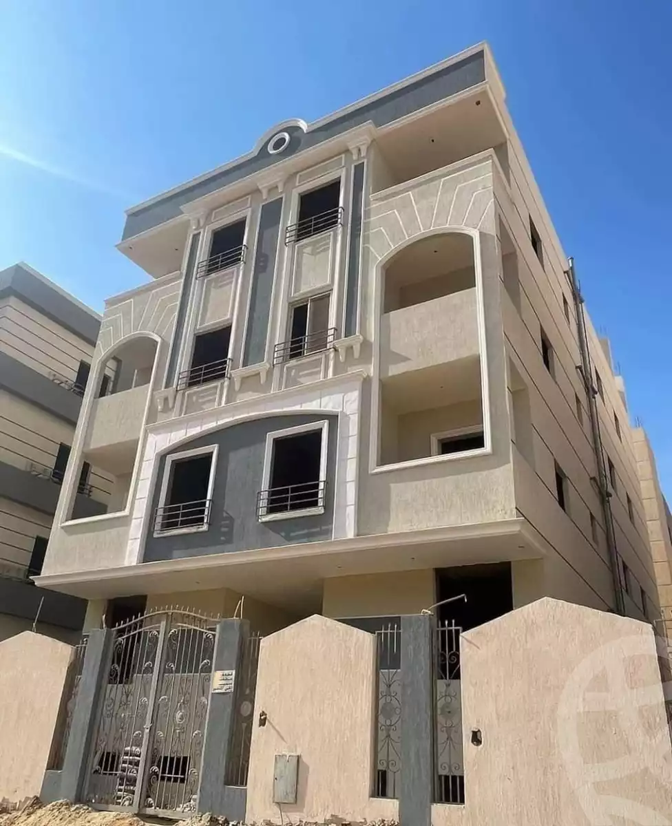 https://aqarmap.com.eg/ar/listing/5785957-for-sale-cairo-badr-city-hai-el-ashgar-featured-neighborhood-bait-el-watan-rd