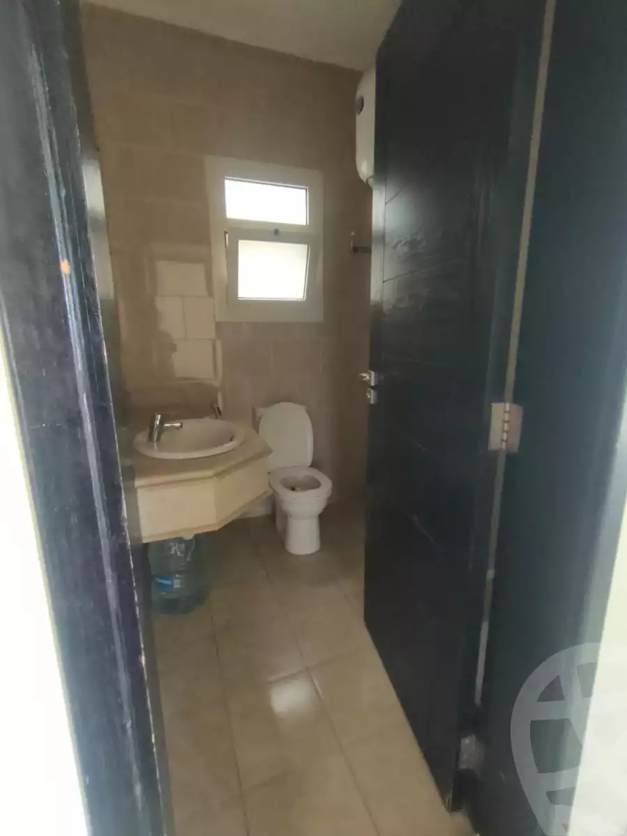 https://aqarmap.com.eg/en/listing/5786427-for-rent-cairo-el-sheikh-zayed-city-compounds-dh-drys