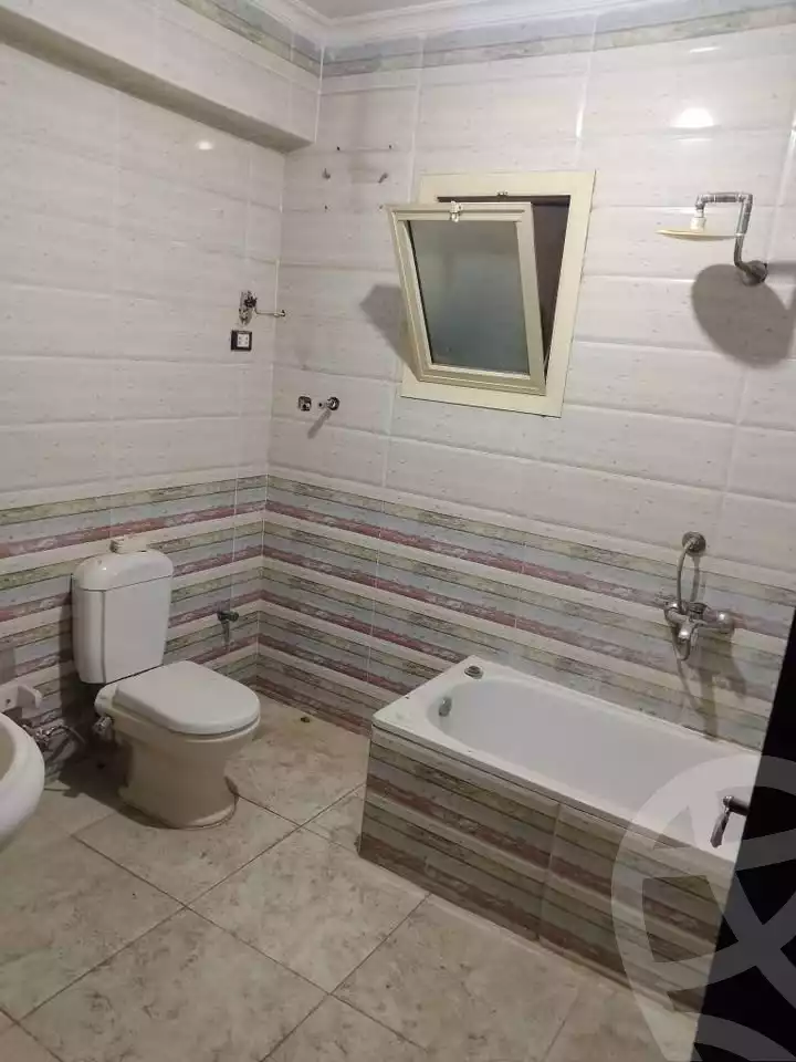 https://aqarmap.com.eg/en/listing/5787617-for-sale-cairo-ain-shams-shr-hmd-jbr