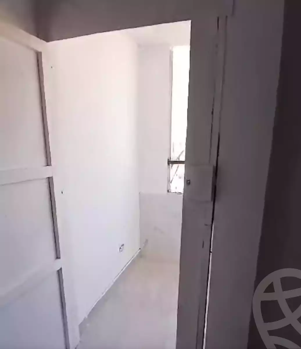 https://aqarmap.com.eg/en/listing/5787835-for-sale-cairo-ain-shams-zhr-lhlmy