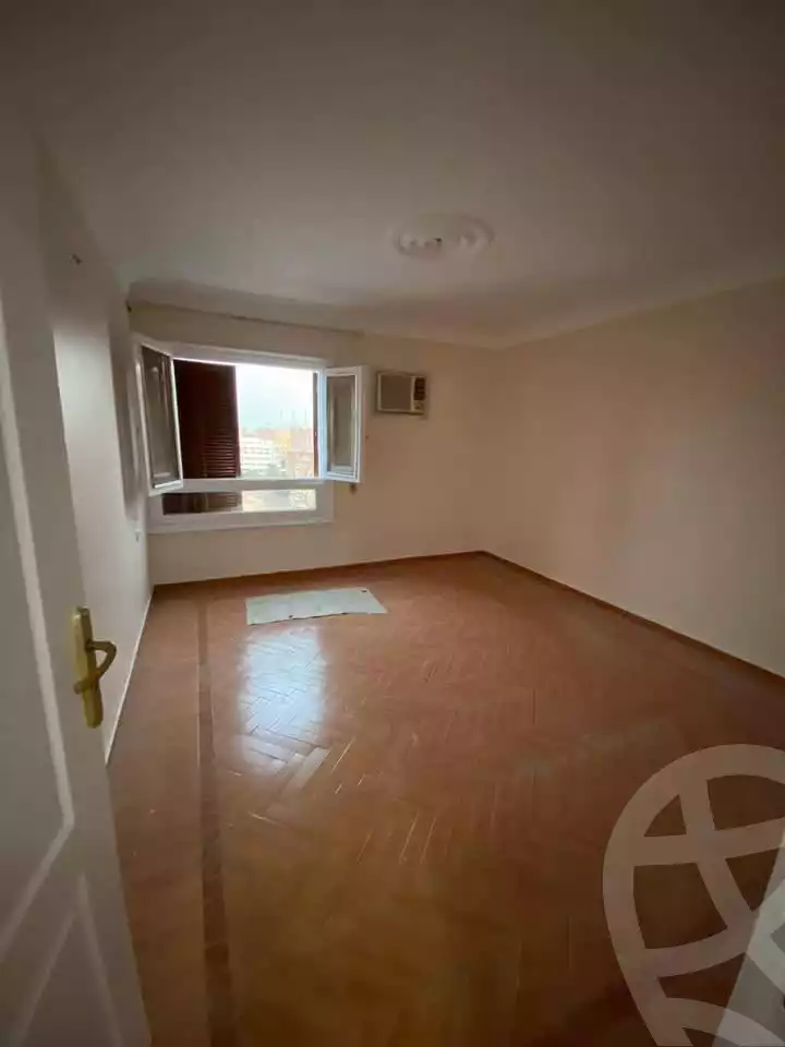 https://aqarmap.com.eg/en/listing/5789439-for-rent-cairo-shoubra-corniche-el-nile-st