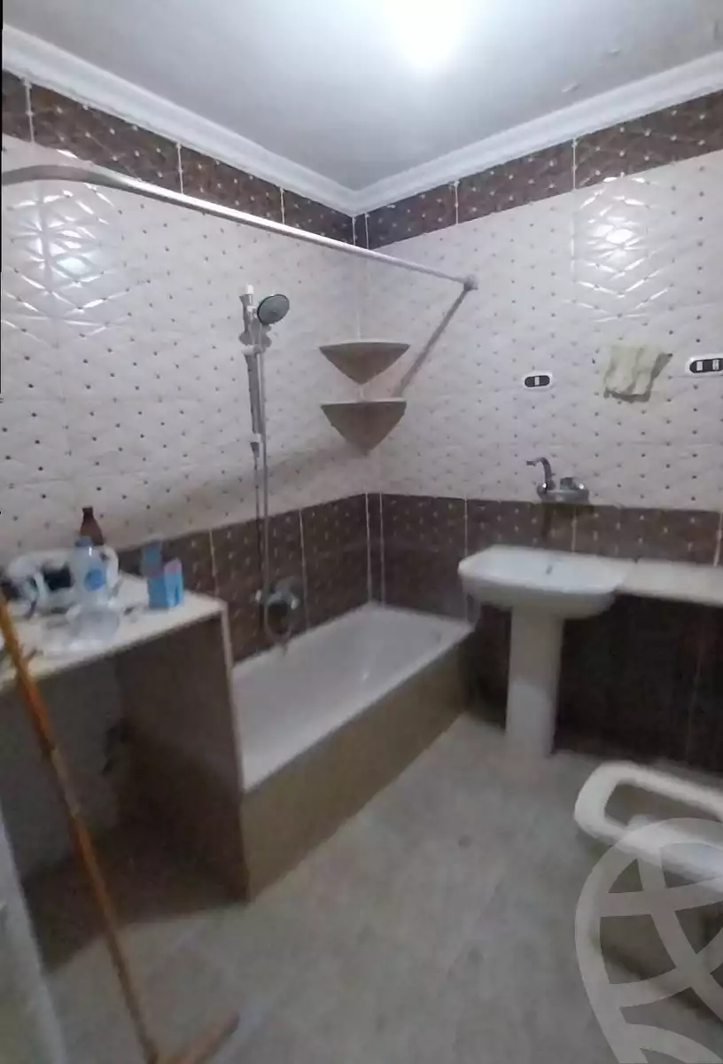 https://aqarmap.com.eg/en/listing/5789971-for-sale-alexandria-l-jmy-el-hanouvel-el-salam-st