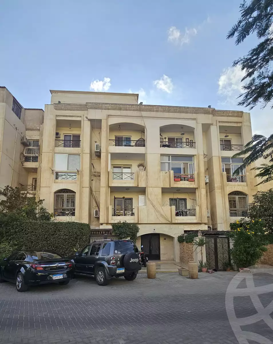 https://aqarmap.com.eg/en/listing/5794316-for-sale-cairo-el-sheikh-zayed-city-compounds-hadayek-el-mohandiseen
