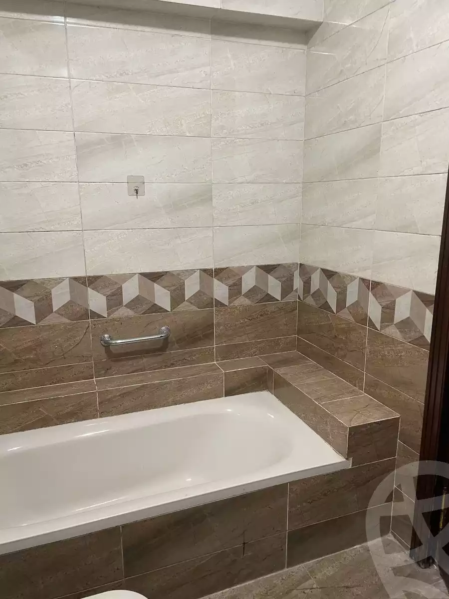https://aqarmap.com.eg/en/listing/5795241-for-sale-cairo-el-sheikh-zayed-city-small-investor