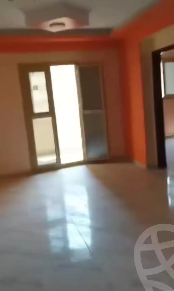 https://aqarmap.com.eg/ar/listing/5795341-for-sale-cairo-helwan-hadayek-helwan-el-eshrein-st