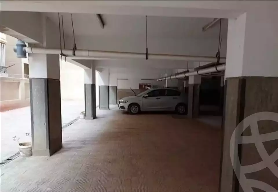 https://aqarmap.com.eg/en/listing/5796314-for-sale-cairo-mokattam-lhdb-l-ly-taqseem-el-zohour