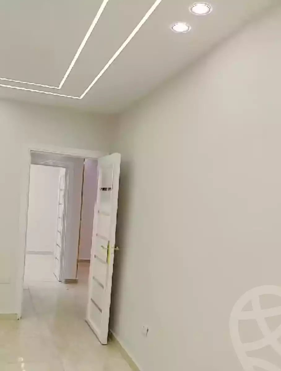 https://aqarmap.com.eg/ar/listing/5796684-for-sale-alexandria-l-jmy-el-hanouvel-abo-bakr-el-sedeek-st