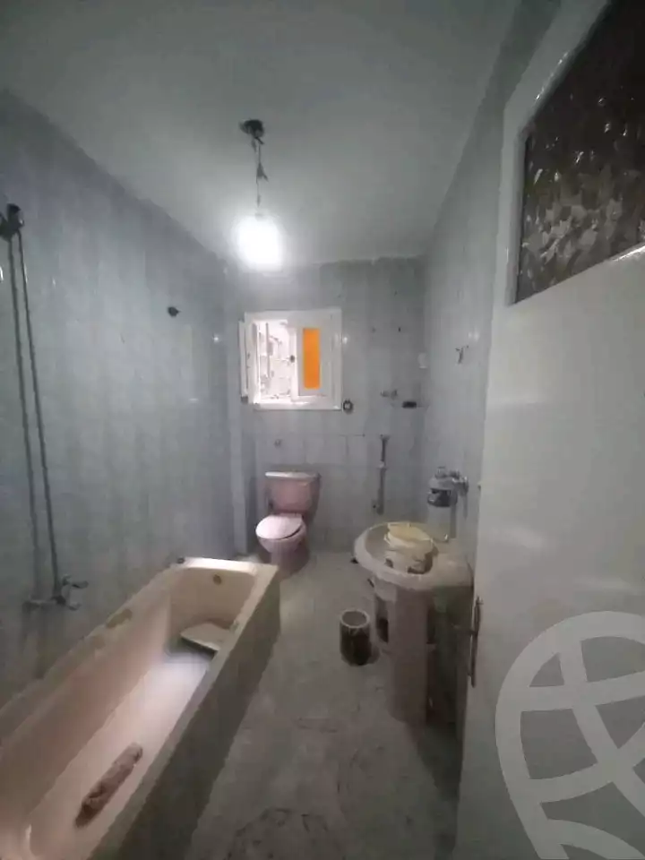https://aqarmap.com.eg/en/listing/5797330-for-rent-alexandria-l-jmy-lbytsh-el-hay-st
