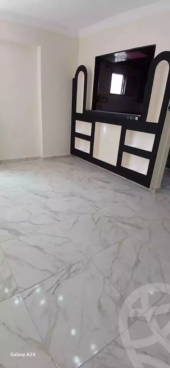 https://aqarmap.com.eg/en/listing/5797959-for-sale-alexandria-bahray-el-anfoshy-sidi-yakout-st