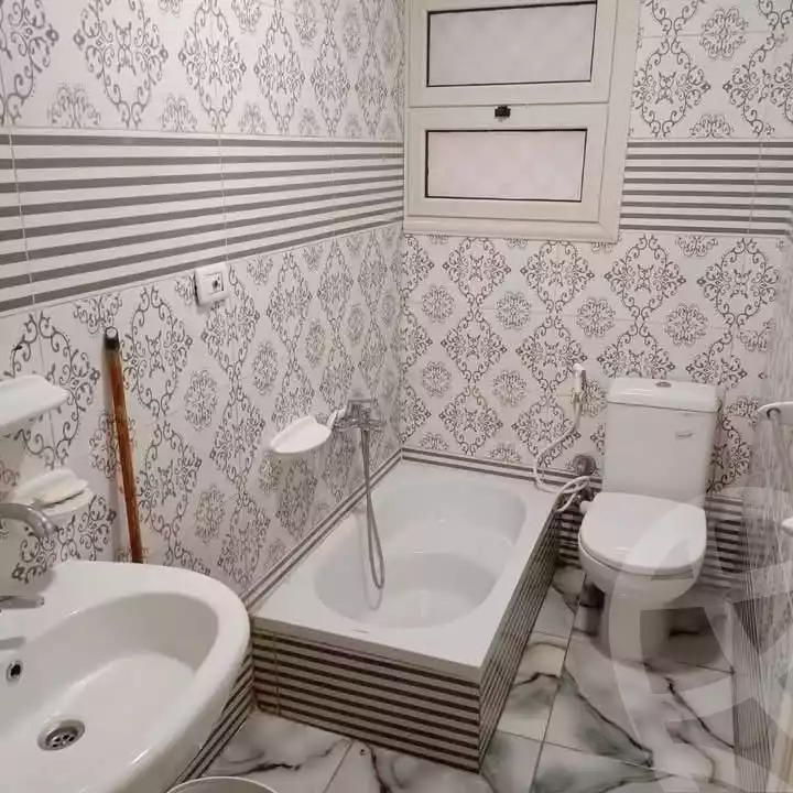 https://aqarmap.com.eg/en/listing/5800035-for-sale-alexandria-l-jmy-lbytsh-shahr-al-assal-st