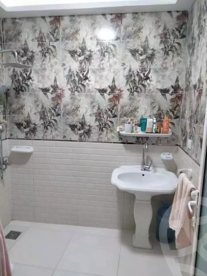 https://aqarmap.com.eg/en/listing/5800649-for-sale-alexandria-l-jmy-lbytsh-khalil-ballw-st