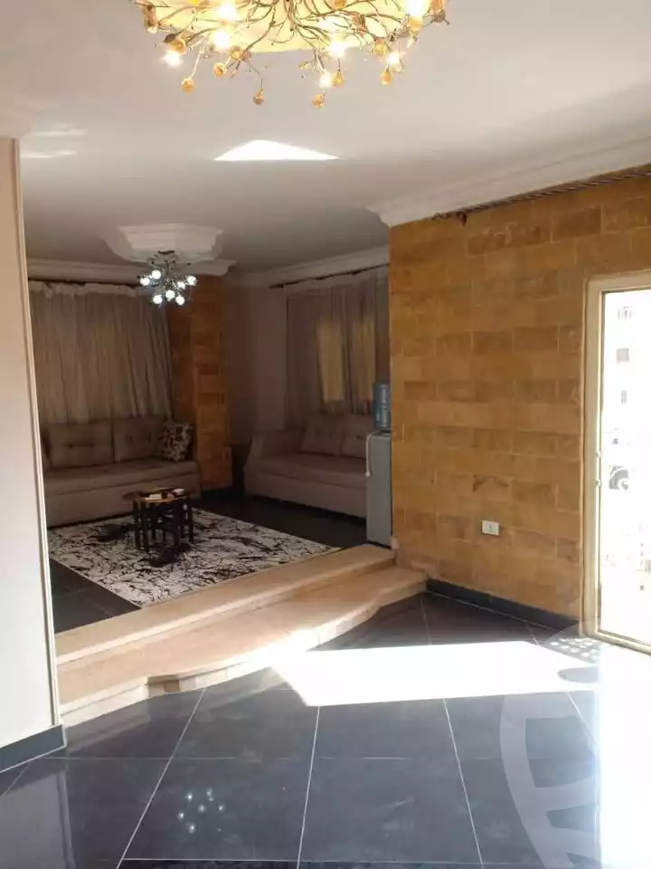 https://aqarmap.com.eg/en/listing/5804361-for-sale-cairo-mokattam-el-hadabah-el-wosta-el-mantaqa-el-khamsa