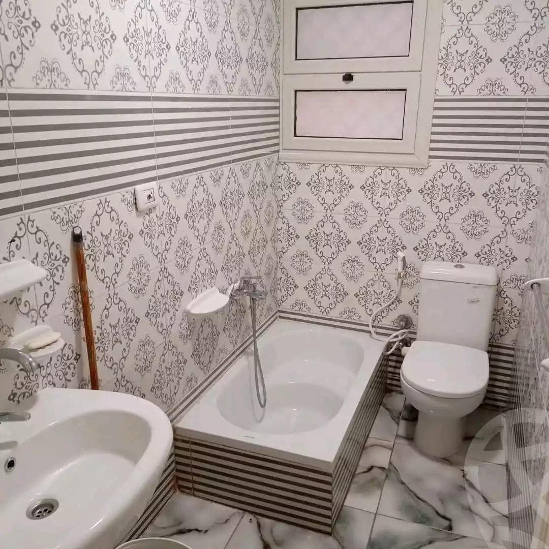 https://aqarmap.com.eg/ar/listing/5806397-for-sale-alexandria-l-jmy-lbytsh-shahr-al-assal-st