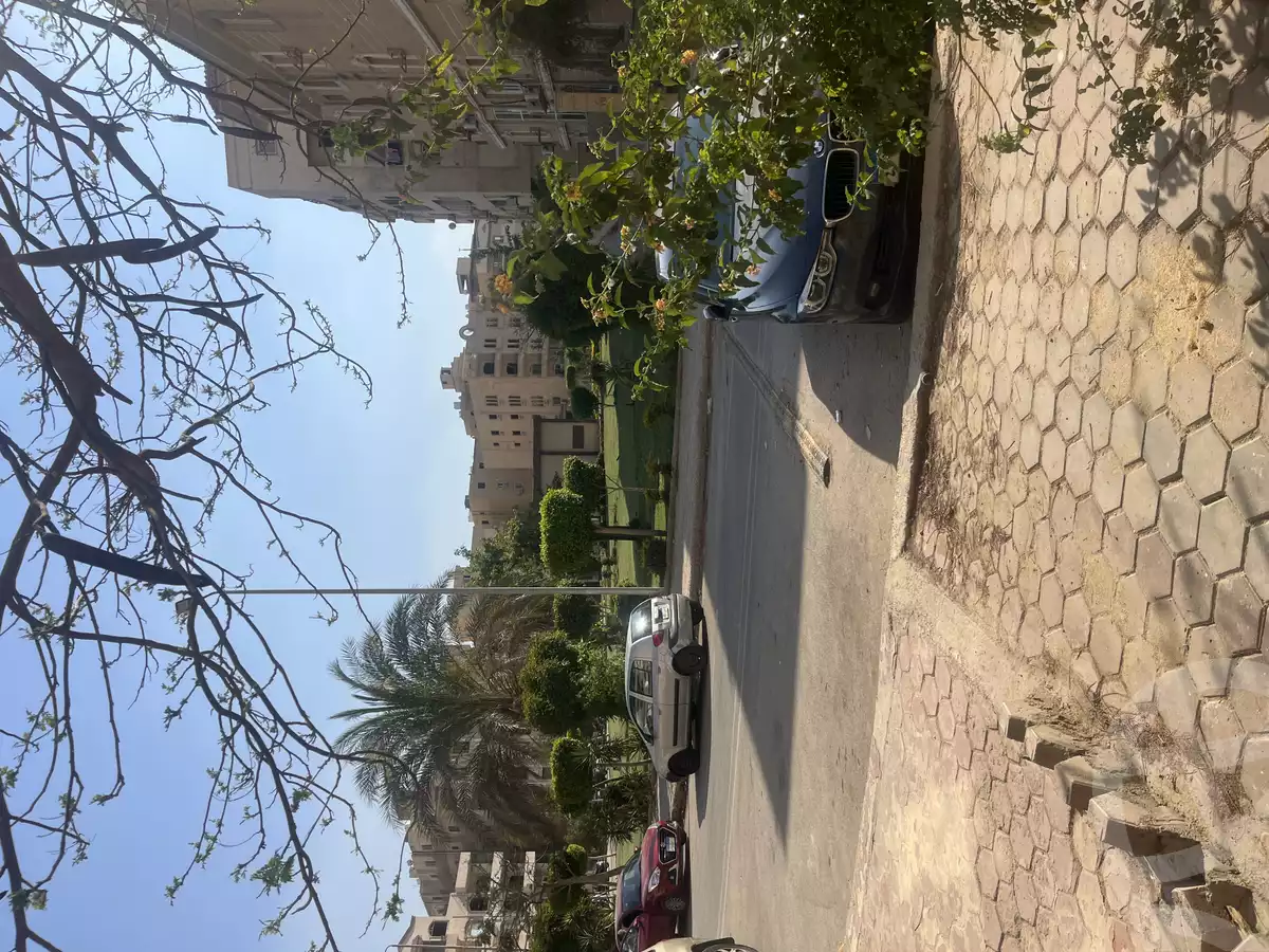 https://aqarmap.com.eg/ar/listing/5809690-for-sale-cairo-new-cairo-el-narges-el-narges-omarat