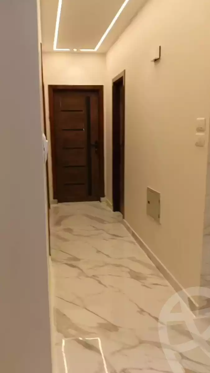 https://aqarmap.com.eg/en/listing/5810491-for-sale-cairo-mokattam-el-hadabah-el-wosta-compounds-vittoria-compound-seven-stars