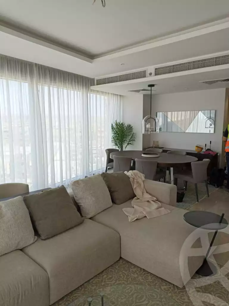 https://aqarmap.com.eg/en/listing/5814110-for-sale-cairo-el-sheikh-zayed-city-compounds-zyd-wr-llttwyr-z-tower
