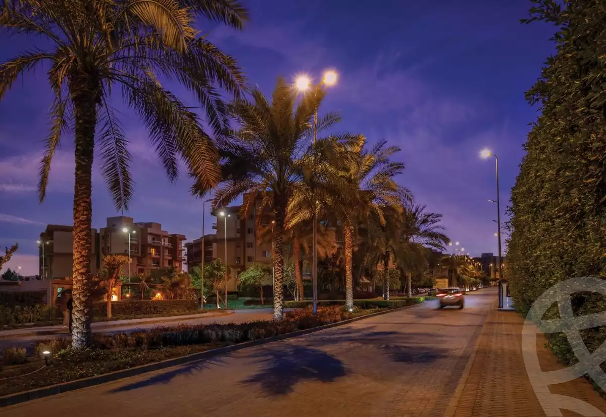 https://aqarmap.com.eg/ar/listing/5814742-for-sale-cairo-6th-of-october-hadaeq-october-kmbwnd-fy-hdyq-ktwbr-ashgar-city