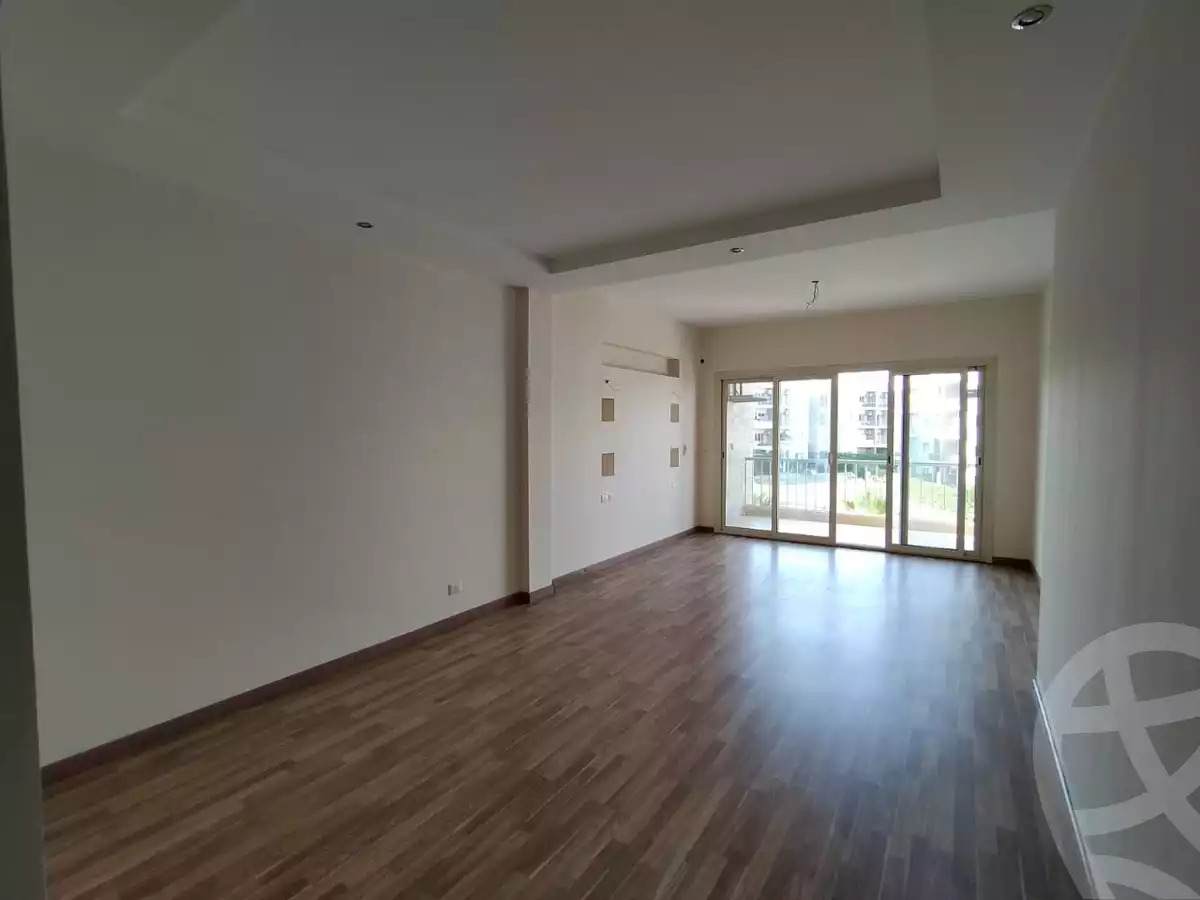 https://aqarmap.com.eg/ar/listing/5814965-for-sale-cairo-el-sheikh-zayed-city-compounds-dh-drys