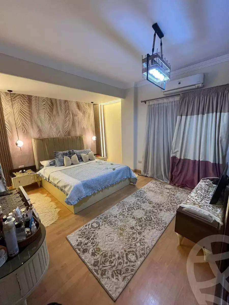 https://aqarmap.com.eg/en/listing/5817481-for-sale-cairo-mokattam-el-hadabah-el-wosta-rd-lmbhth