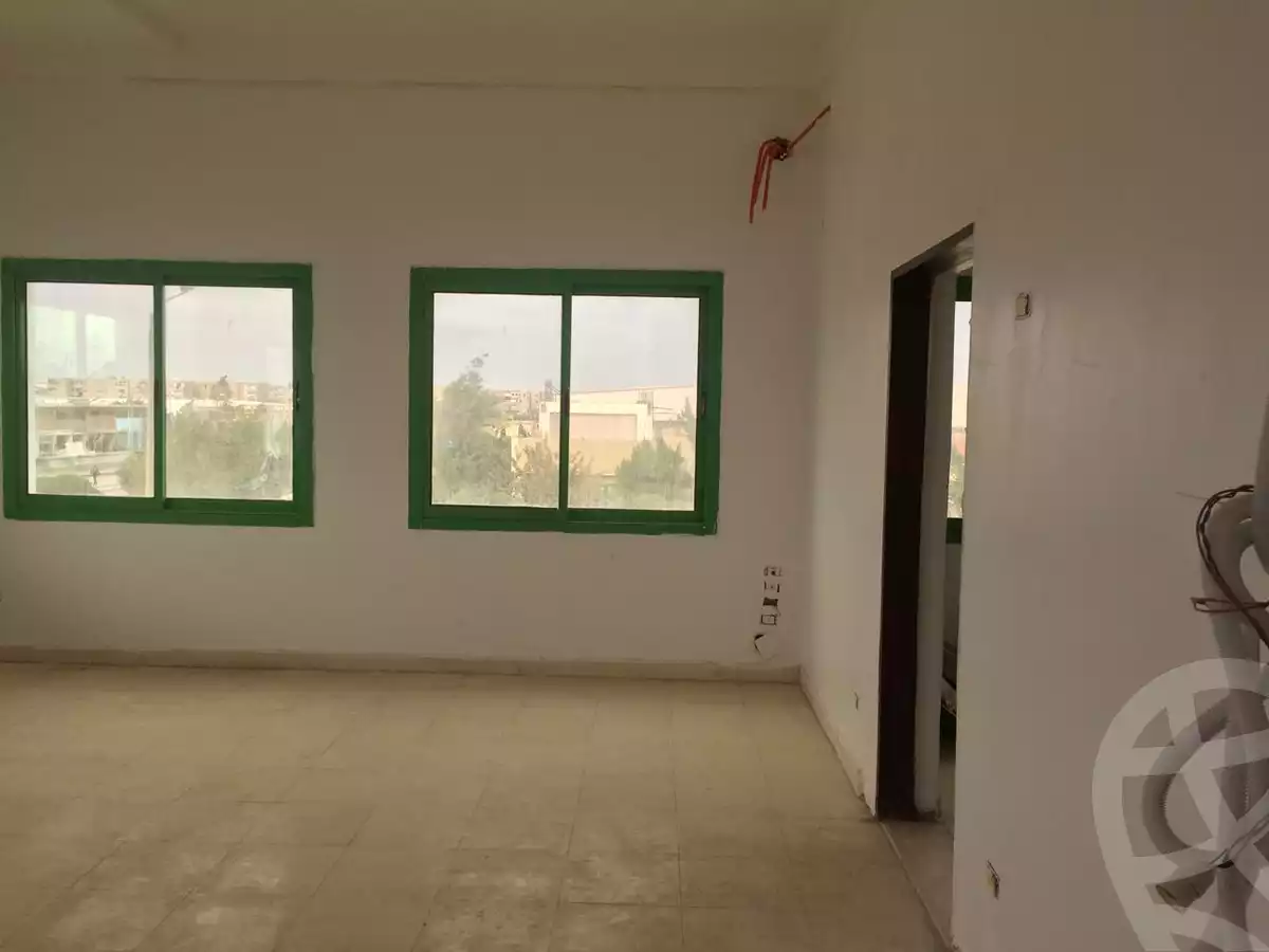 https://aqarmap.com.eg/ar/listing/5817590-for-rent-sharqia-10th-of-ramadan-industrial-area-manteqat-al-senaatat-al-motawaseta-b3