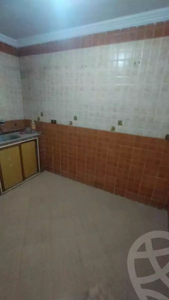 https://aqarmap.com.eg/en/listing/5820756-for-sale-cairo-helwan-helwan-el-sharkeya-mostafa-safwat-st