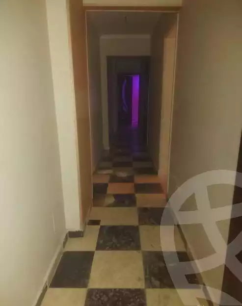 https://aqarmap.com.eg/ar/listing/5822100-for-sale-cairo-ain-shams-ain-shams-el-sharkia-afifi-effat-st