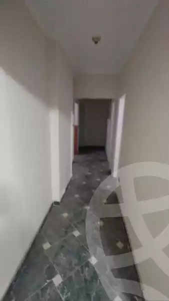 https://aqarmap.com.eg/en/listing/5822991-for-sale-cairo-helwan-helwan-el-sharkeya-mostafa-safwat-st