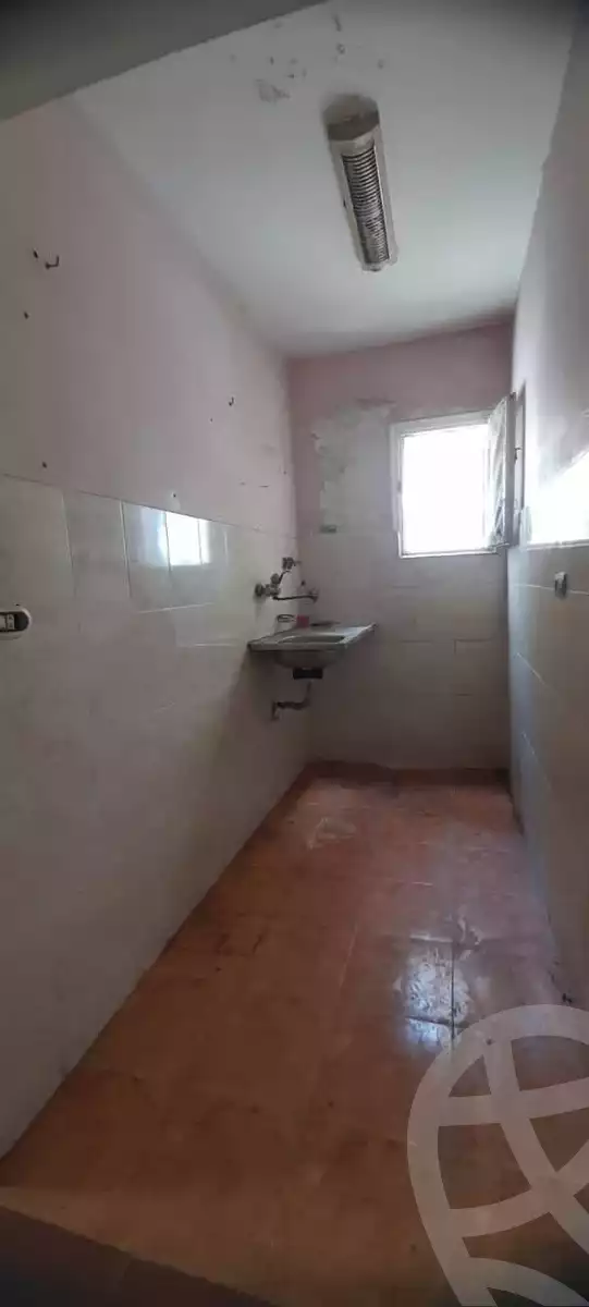 https://aqarmap.com.eg/ar/listing/5824770-for-sale-alexandria-l-jmy-lbytsh-zayed-st