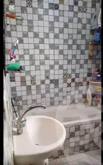 https://aqarmap.com.eg/en/listing/5825020-for-sale-cairo-helwan-hadayek-helwan-taqseem-farid-zaki