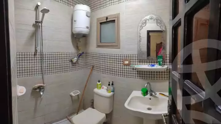 https://aqarmap.com.eg/ar/listing/5825147-for-sale-alexandria-l-jmy-lbytsh-el-zohour-st