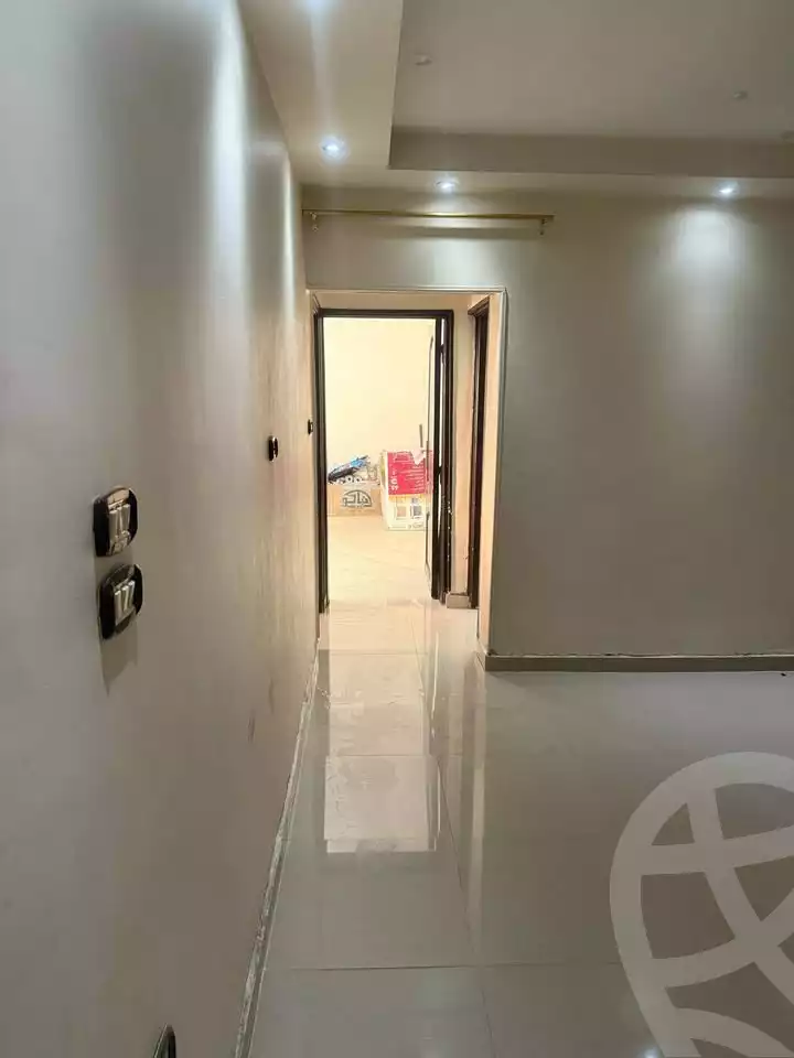 https://aqarmap.com.eg/en/listing/5826931-for-sale-cairo-15th-of-may-mjwr-7