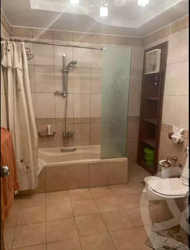 https://aqarmap.com.eg/en/listing/5827146-for-sale-cairo-mokattam-lhdb-l-ly-shareaa-9