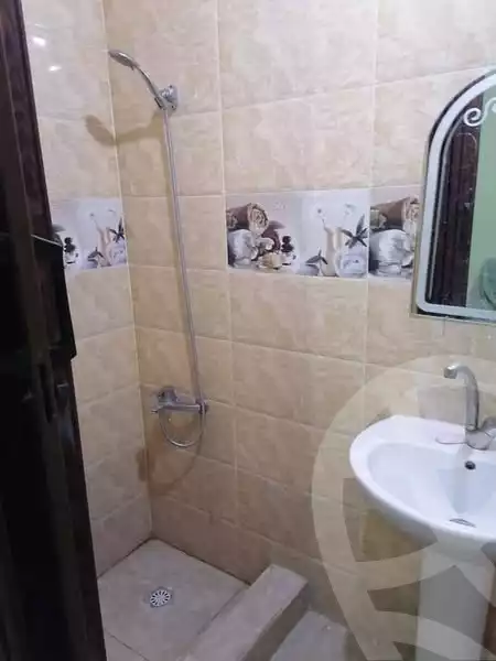 https://aqarmap.com.eg/ar/listing/5828530-for-rent-cairo-mokattam-lhdb-l-ly-shareaa-9