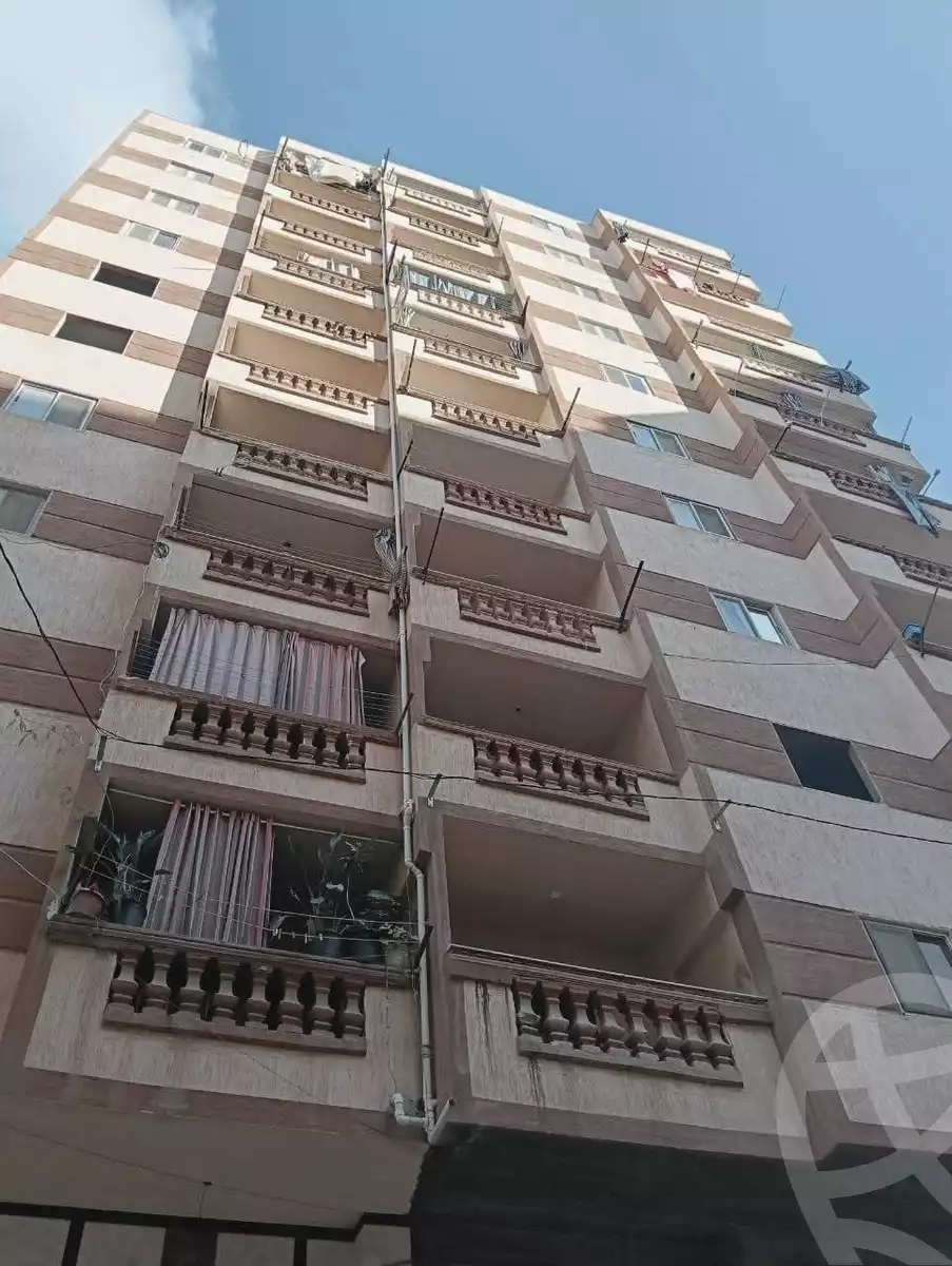 https://aqarmap.com.eg/ar/listing/5829297-for-sale-alexandria-l-jmy-el-hanouvel-kasr-al-quiri-st-1