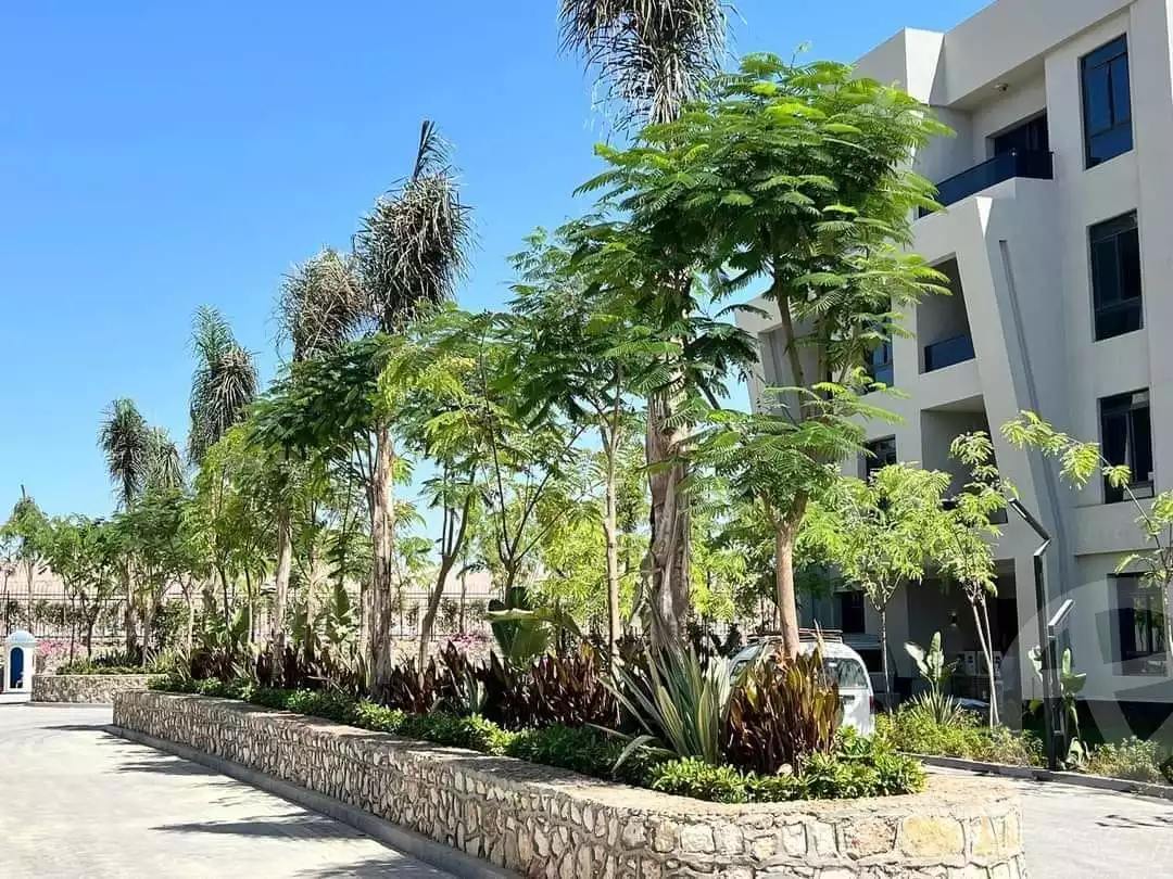 https://aqarmap.com.eg/ar/listing/5830061-for-sale-ain-elsokhna-mdyn-ljll-ljdyd-byrmydz-sky-syty