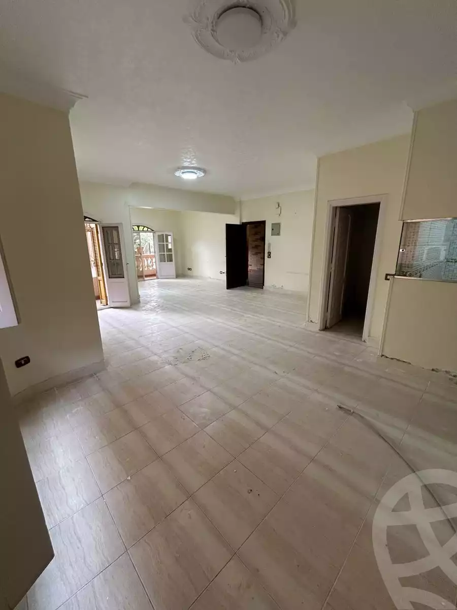 https://aqarmap.com.eg/en/listing/5830353-for-sale-cairo-new-cairo-el-ahyaa-first-neighborhood-street-1