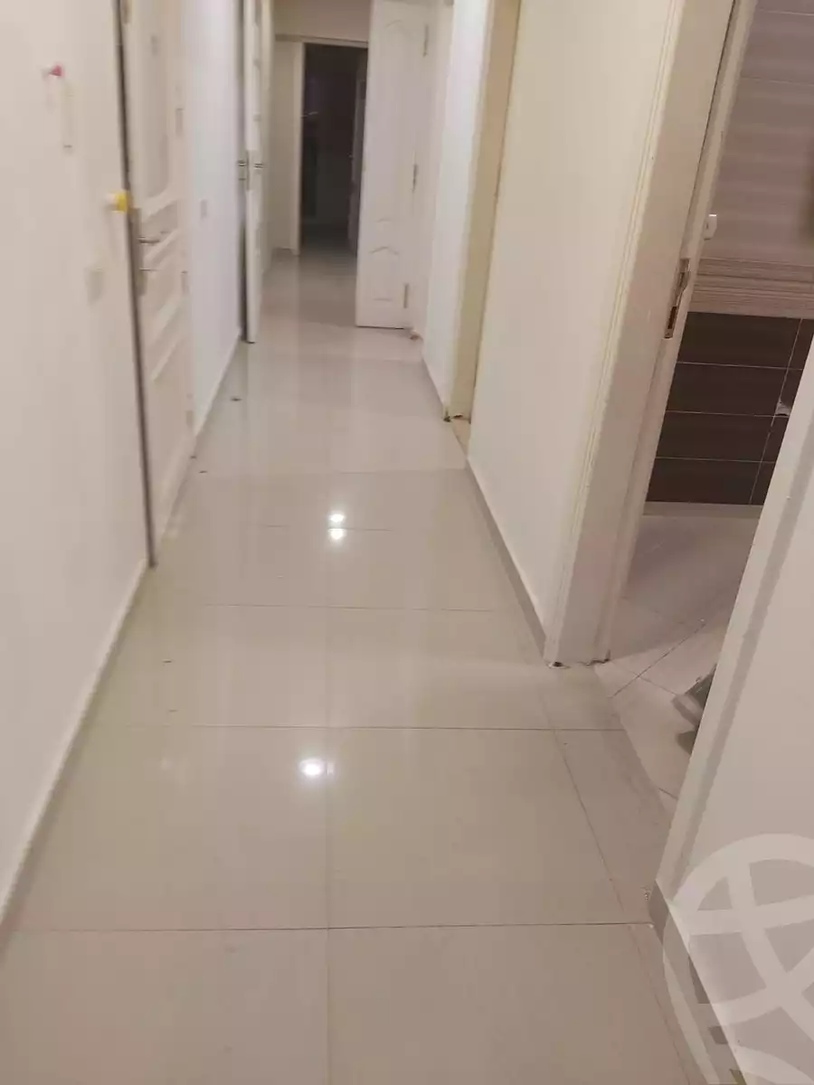 https://aqarmap.com.eg/ar/listing/5826215-for-rent-cairo-el-sheikh-zayed-city-compounds-green-3