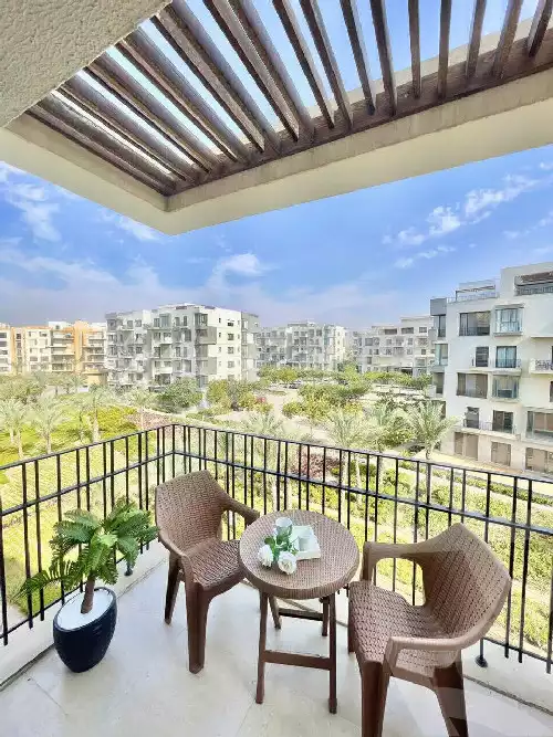 https://aqarmap.com.eg/ar/listing/5831546-for-rent-cairo-new-cairo-compounds-eastown-eastown-parks