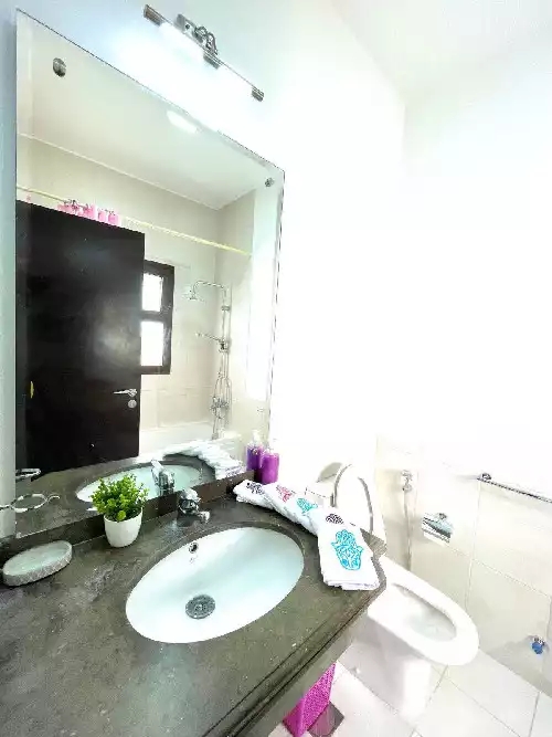 https://aqarmap.com.eg/en/listing/5831692-for-rent-cairo-new-cairo-compounds-mivida-mivida-parcel