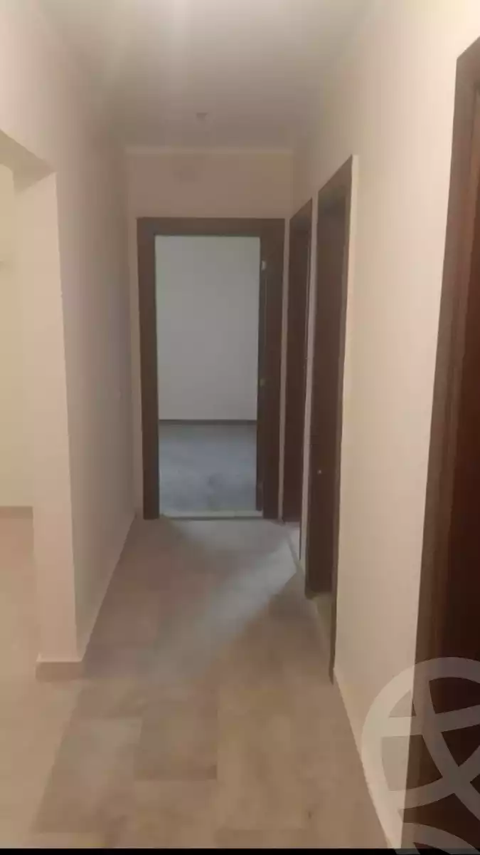 https://aqarmap.com.eg/ar/listing/5835744-for-sale-cairo-el-sheikh-zayed-city-compounds-zayed-regency