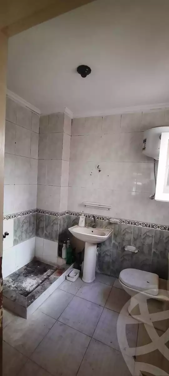 https://aqarmap.com.eg/en/listing/5836467-for-sale-alexandria-l-jmy-el-hanouvel-abd-el-moneam-gaber-st