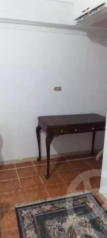 https://aqarmap.com.eg/ar/listing/5836596-for-rent-alexandria-ganaklis-shr-mrtdy-bsh